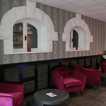 פונטורסון Hotel - Restaurant Eugenie מראה חיצוני תמונה